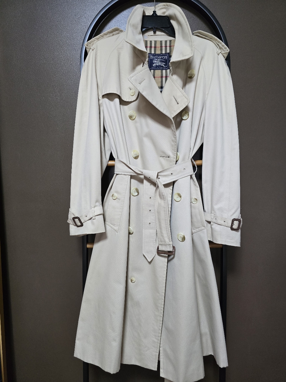 Vintage Burberry Trench Coat with Signature Check Lining, Light Beige Color